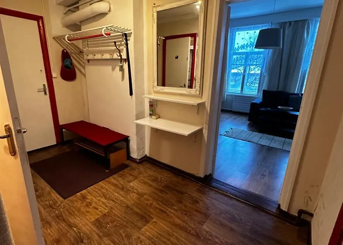 Family Near Kadriorg Swan Pond Apartment Tallinn